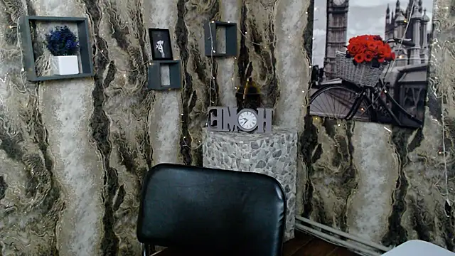 KarolinaRosse  online show from 02-05-25, 07:07