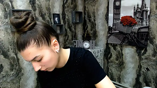 KarolinaRosse  online show from 02-07-25, 10:08