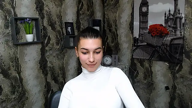 KarolinaRosse  online show from 02-21-25, 01:00