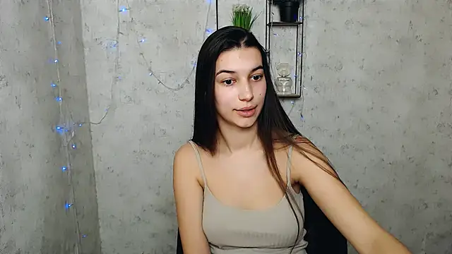 KarolinaRosse  online show from 03-01-25, 10:13