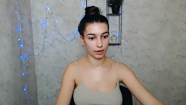 KarolinaRosse  online show from 03-01-25, 01:18