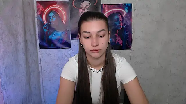 KarolinaRosse  online show from 09-23-25, 05:10