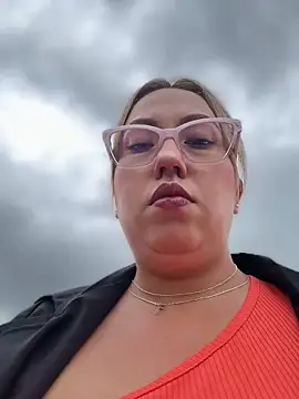 VIOLETA-25  online show from 05-07-26, 03:06