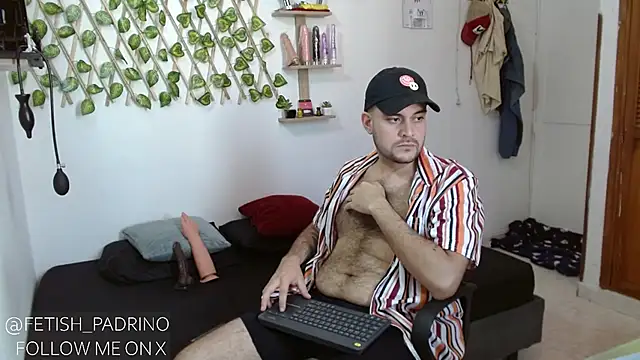 Snapshot of fetish_padrino chatting on 01-17-25, 05:08 fetish padrino online show from 01-17-25, 05:08