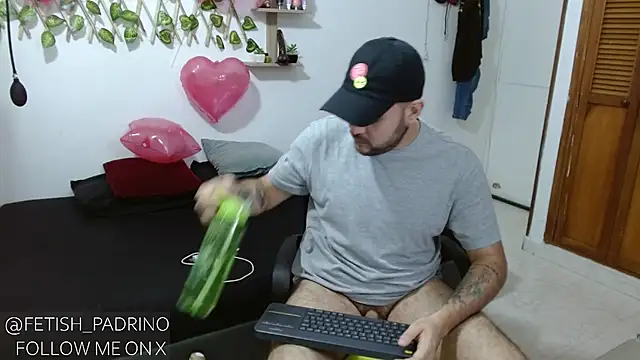 Snapshot of fetish_padrino chatting on 02-09-25, 11:58 fetish padrino online show from 02-09-25, 11:58