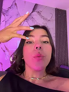 luccianagreyy online show from 07-06-26, 03:03