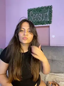 PoliBenett  online show from 12-30-24, 04:51