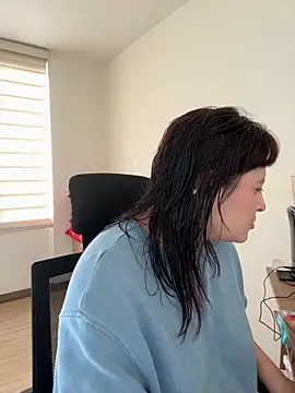 PoliBenett  online show from 10-16-25, 08:21