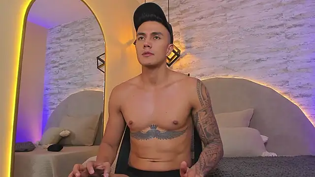 Aron Bolt online show from 02-02-26, 01:10