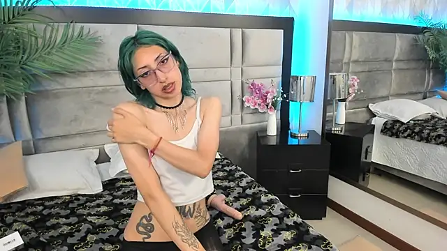 Im gaia online show from 01-24-25, 07:49