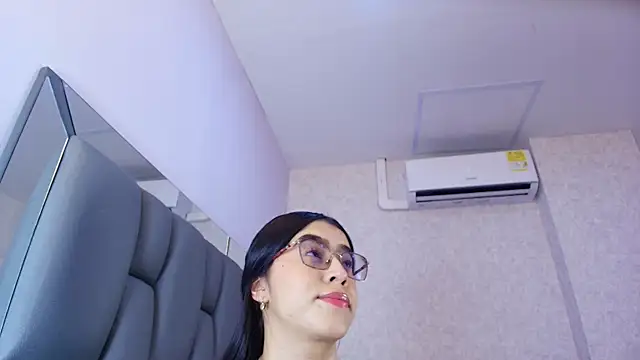 Amy wats0n online show from 03-25-26, 07:09