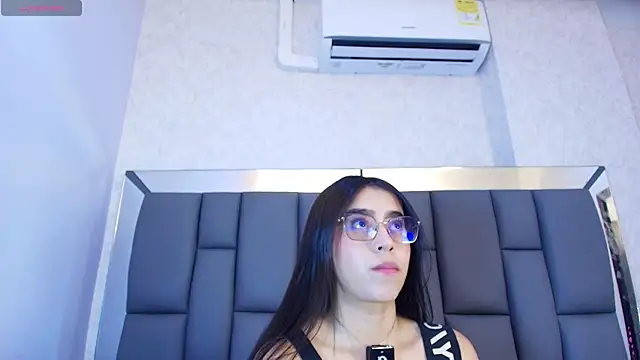 Amy wats0n online show from 04-06-26, 07:04