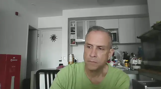 Snapshot of Diegoperrote682661 chatting on 01-06-25, 02:25 Diegoperrote682661 online show from 01-06-25, 02:25