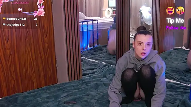 IvyBunny  online show from 12-05-24, 09:28