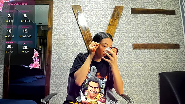 Mia scarlet69 online show from 02-05-25, 12:17