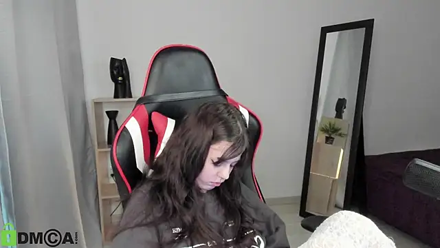 Este Glen online show from 03-13-25, 03:17