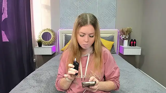 BettyBloom69 online show from 09-17-25, 04:47