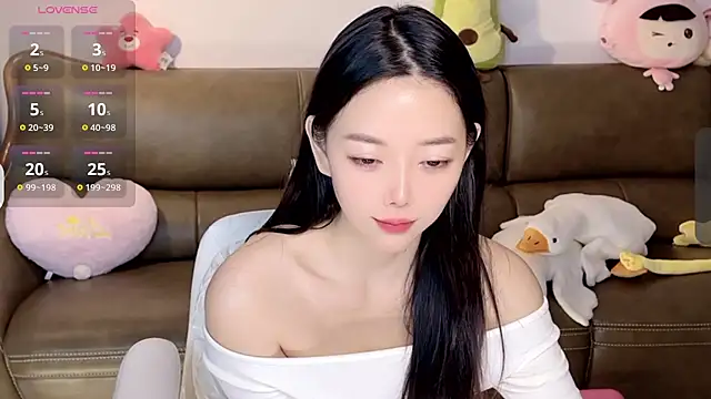 Yilin1999 online show from 01-19-25, 03:18