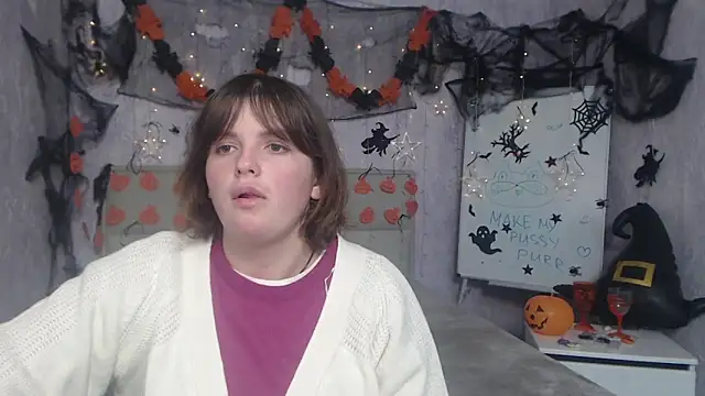 StaceyLex online show from 10-28-25, 06:39