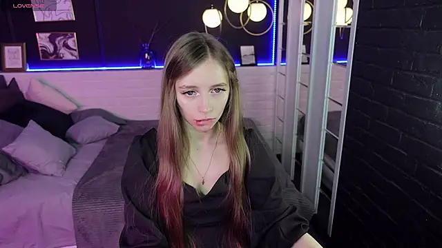 Snapshot of OliviaGentle chatting on 12-01-24, 11:47 OliviaGentle online show from 12-01-24, 11:47