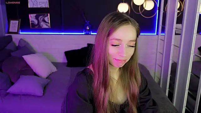 Snapshot of OliviaGentle chatting on 01-12-25, 01:00 OliviaGentle online show from 01-12-25, 01:00