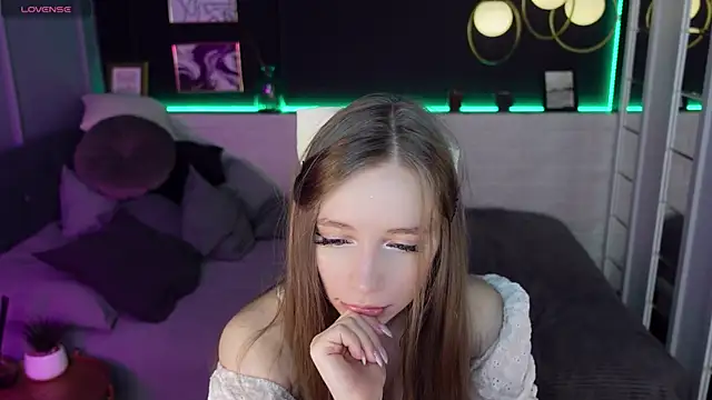 Snapshot of OliviaGentle chatting on 01-20-25, 10:04 OliviaGentle online show from 01-20-25, 10:04