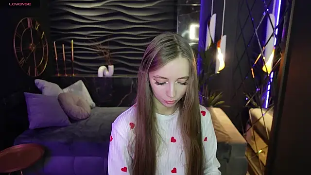 Snapshot of OliviaGentle chatting on 03-06-25, 04:08 OliviaGentle online show from 03-06-25, 04:08