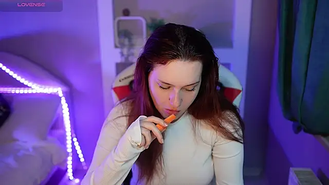 LisaElfy online show from 02-13-26, 02:46