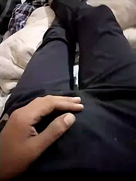 Snapshot of black_cobra70 chatting on 12-30-24, 01:47 black cobra70 online show from 12-30-24, 01:47