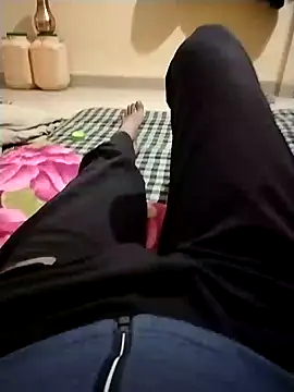 Snapshot of black_cobra70 chatting on 01-08-25, 03:28 black cobra70 online show from 01-08-25, 03:28