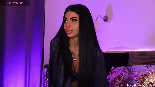 Angela Myst online show from 12-21-25, 01:07