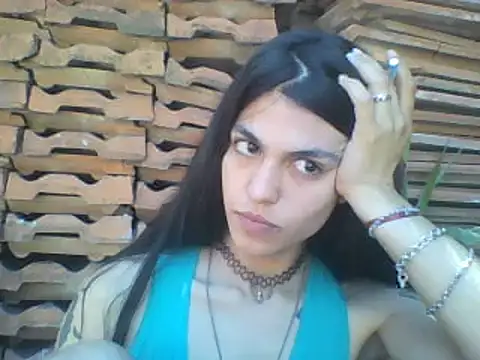 Snapshot of BURN666ING chatting on 01-09-25, 04:06 BURN666ING online show from 01-09-25, 04:06