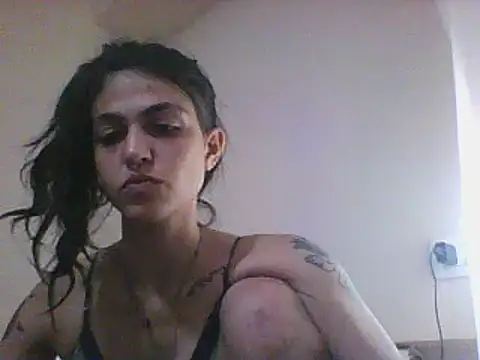 Snapshot of BURN666ING chatting on 02-04-25, 01:13 BURN666ING online show from 02-04-25, 01:13