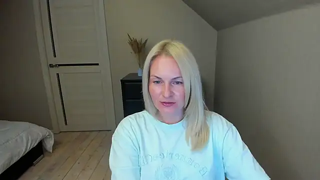 Alicee Gracee online show from 10-12-25, 06:51