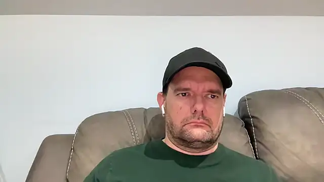 Snapshot of CanadianSweetheart chatting on 12-17-24, 11:05 CanadianSweetheart online show from 12-17-24, 11:05