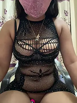 Snapshot of ScarletAss chatting on 07-25-26, 01:30 ScarletAss online show from 07-25-26, 01:30