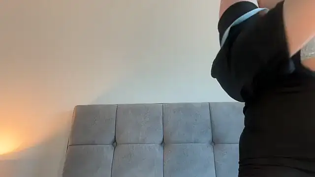 LustfulLuna  online show from 03-10-26, 04:23