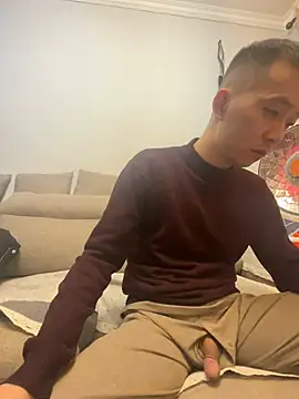 Snapshot of ngg9414 chatting on 02-22-25, 12:19 ngg9414 online show from 02-22-25, 12:19