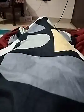 Snapshot of delhiboyooo chatting on 12-16-24, 06:16 delhiboyooo online show from 12-16-24, 06:16