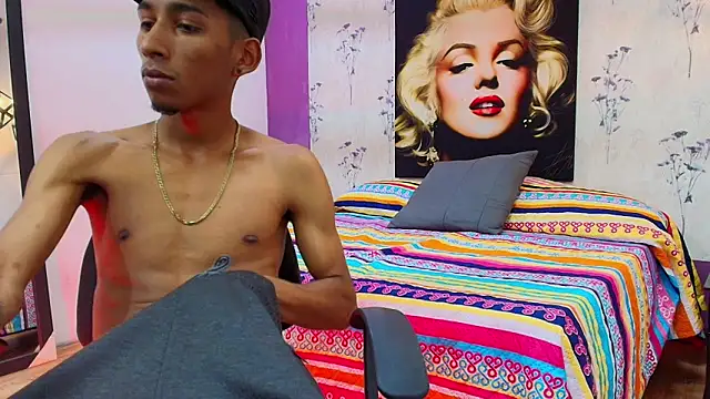 alejandro king1 online show from 02-24-25, 03:53