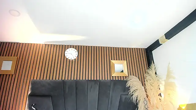 Snapshot of NaxaAndLexi_ chatting on 02-20-26, 02:28 NaxaAndLexi online show from 02-20-26, 02:28