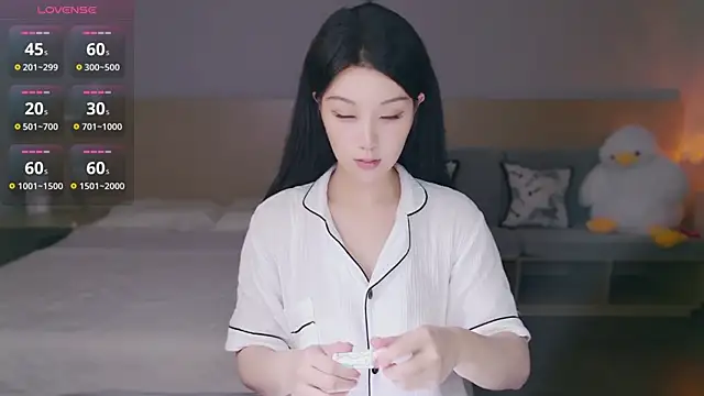 Lucky-baby online show from 09-24-25, 01:03