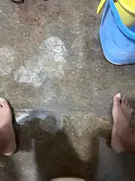 Snapshot of Rahulroy96 chatting on 01-28-25, 03:25 Rahulroy96 online show from 01-28-25, 03:25