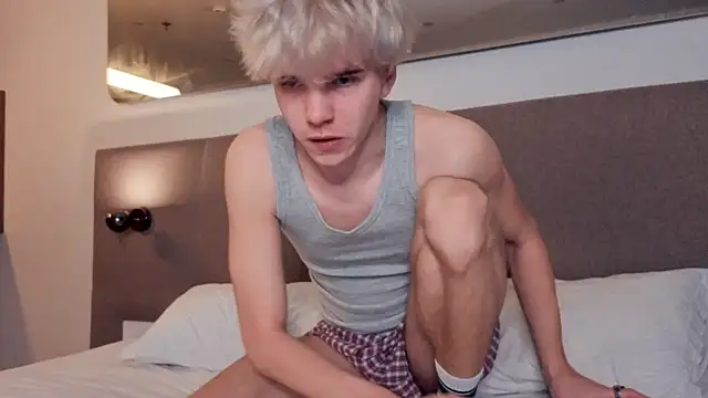 Snapshot of braxiboy chatting on 05-31-26, 02:09 braxiboy online show from 05-31-26, 02:09