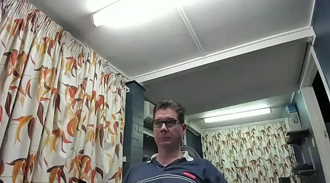 Snapshot of tilobinder chatting on 01-21-25, 01:00 tilobinder online show from 01-21-25, 01:00