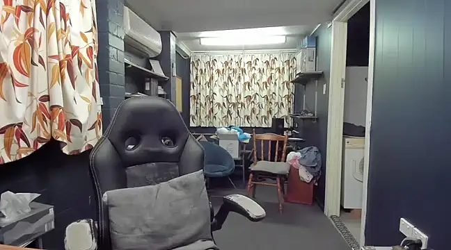 Snapshot of tilobinder chatting on 03-03-25, 03:42 tilobinder online show from 03-03-25, 03:42