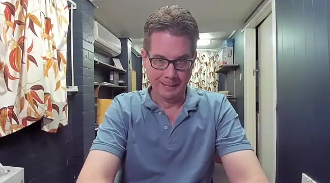 Snapshot of tilobinder chatting on 03-15-25, 02:34 tilobinder online show from 03-15-25, 02:34