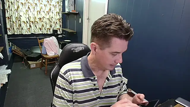 Snapshot of tilobinder chatting on 04-05-26, 02:25 tilobinder online show from 04-05-26, 02:25