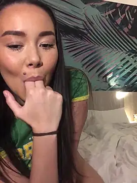 Snapshot of mayakitsune69 chatting on 03-22-25, 03:31 mayakitsune69 online show from 03-22-25, 03:31