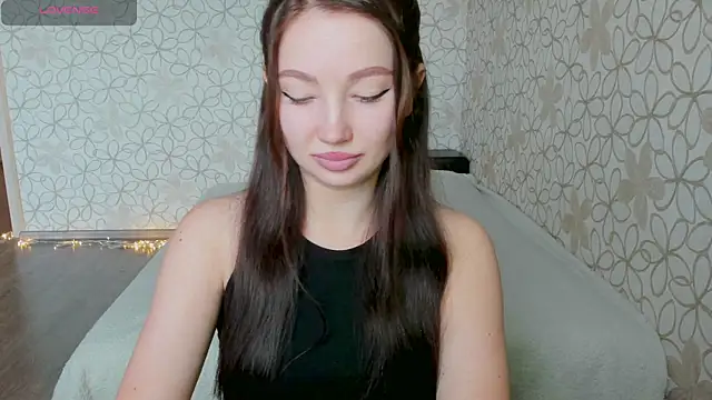 Snapshot of Lissa_Cristal chatting on 05-31-26, 09:38 Lissa Cristal online show from 05-31-26, 09:38